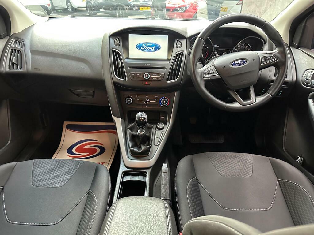 Ford Focus 1.5 Tdci Titanium Hatchback Silver #22
