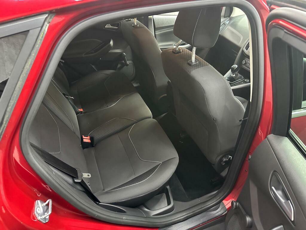 Ford Focus 1.5 Tdci Titanium Hatchback Silver #23
