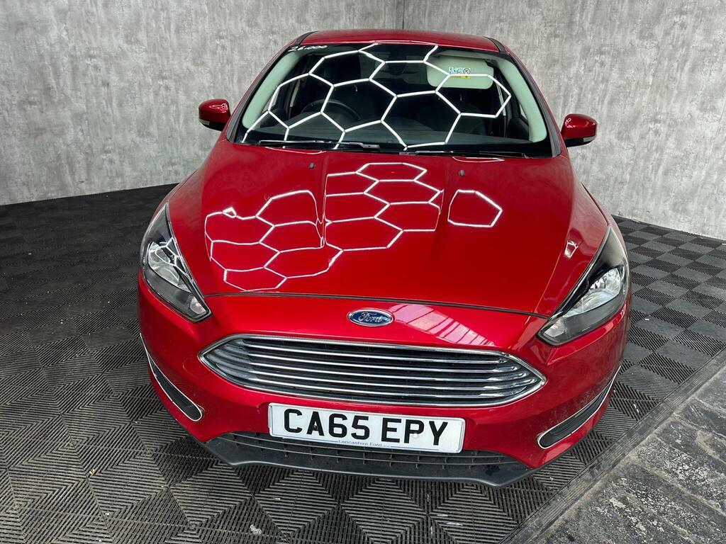 Ford Focus 1.0T Ecoboost Zetec Euro 6 S S Red #2