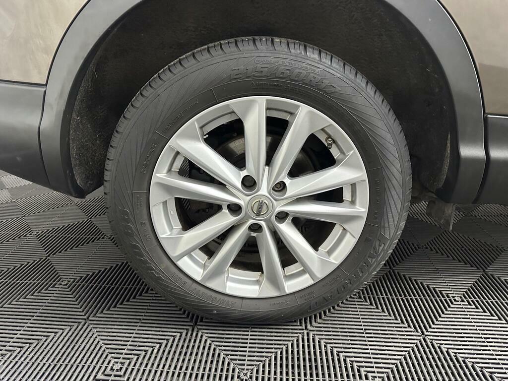 Nissan Qashqai 1.2 Tekna Black #19