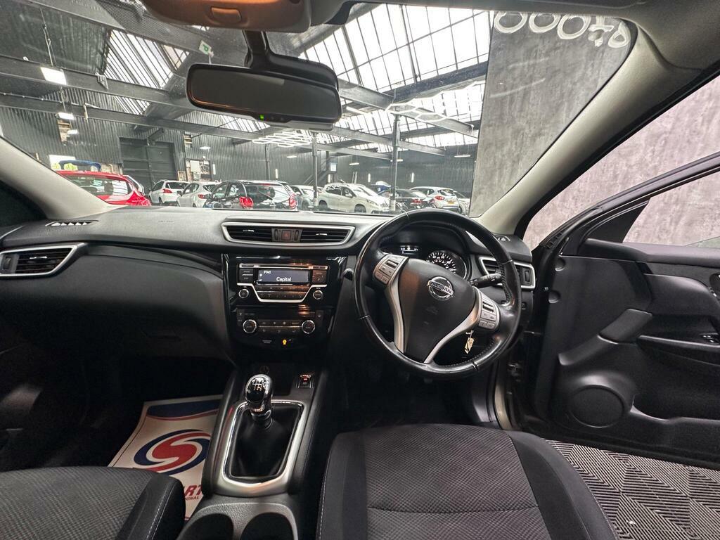 Nissan Qashqai 1.2 Tekna Black #22