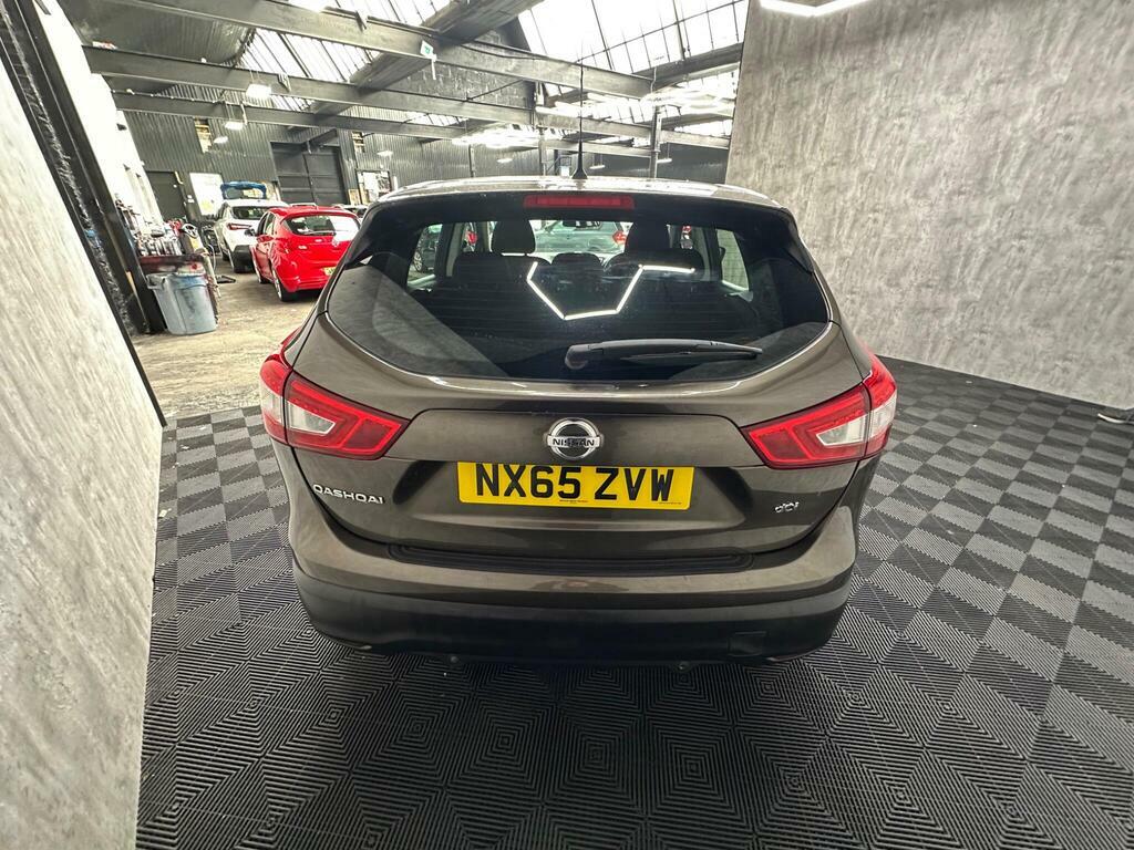 Nissan Qashqai 1.2 Tekna Black #12