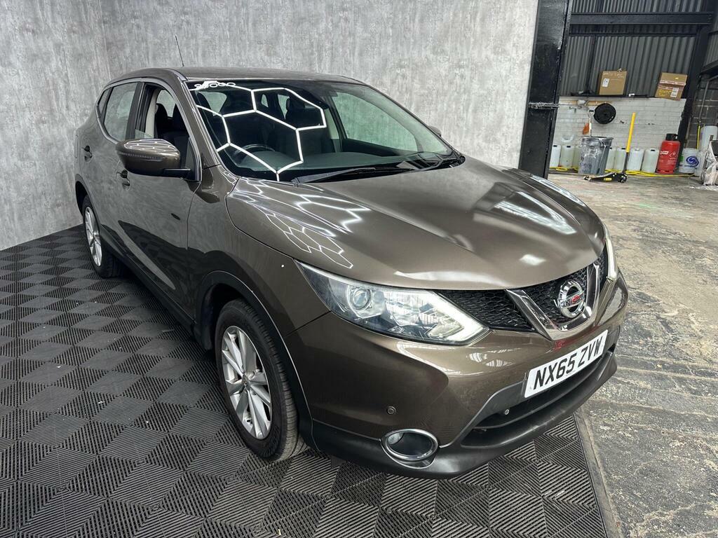 Nissan Qashqai 1.2 Tekna Black #5