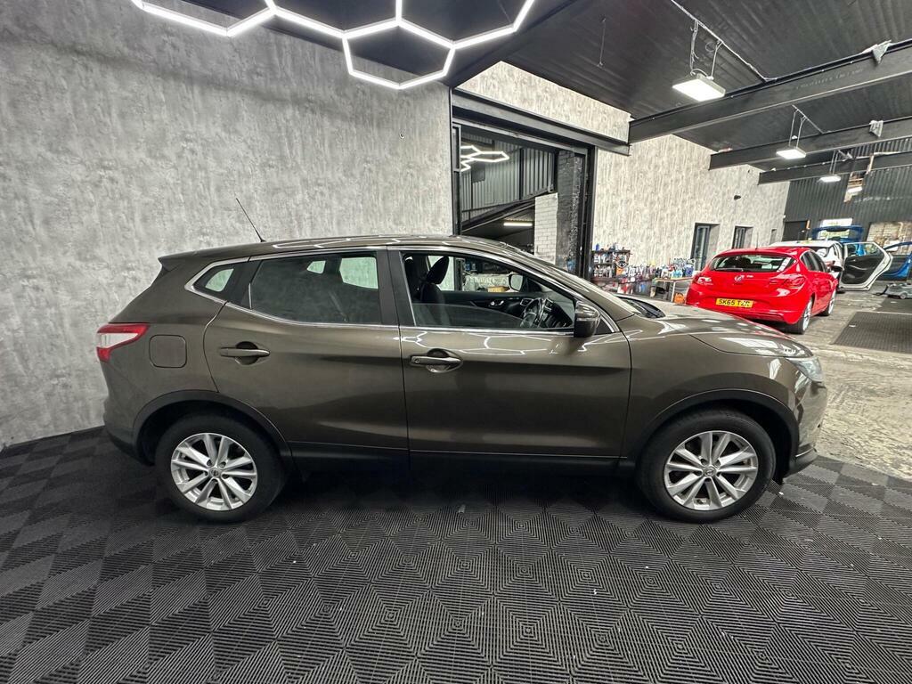 Nissan Qashqai 1.2 Tekna Black #7