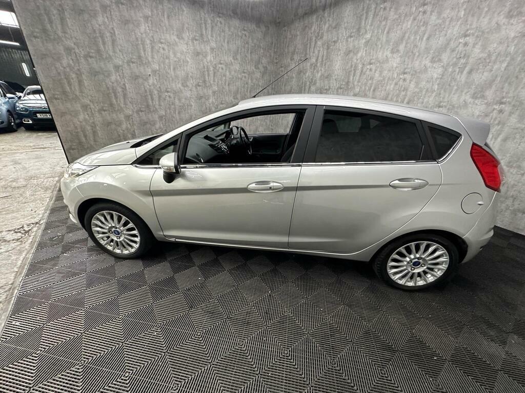 Ford Fiesta 1.6 Ecoboost St-2 Orange #15
