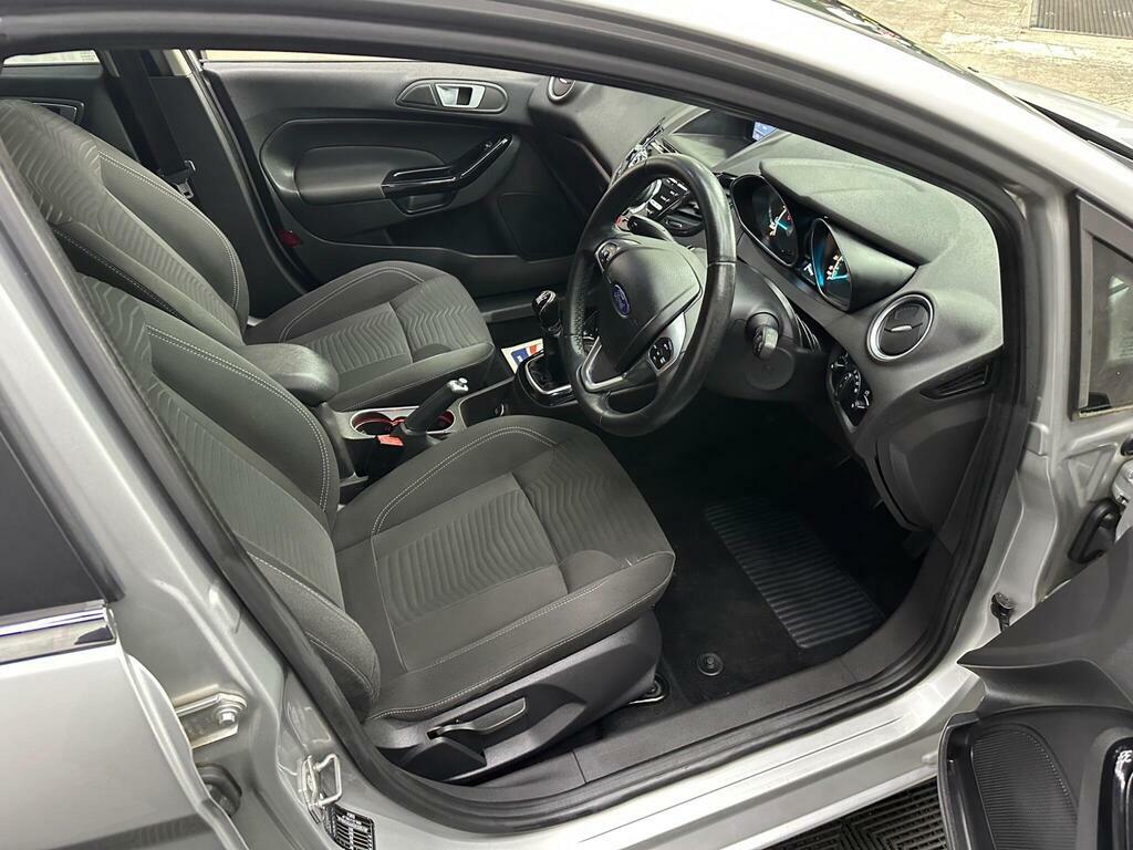 Ford Fiesta 1.6 Ecoboost St-2 Orange #21
