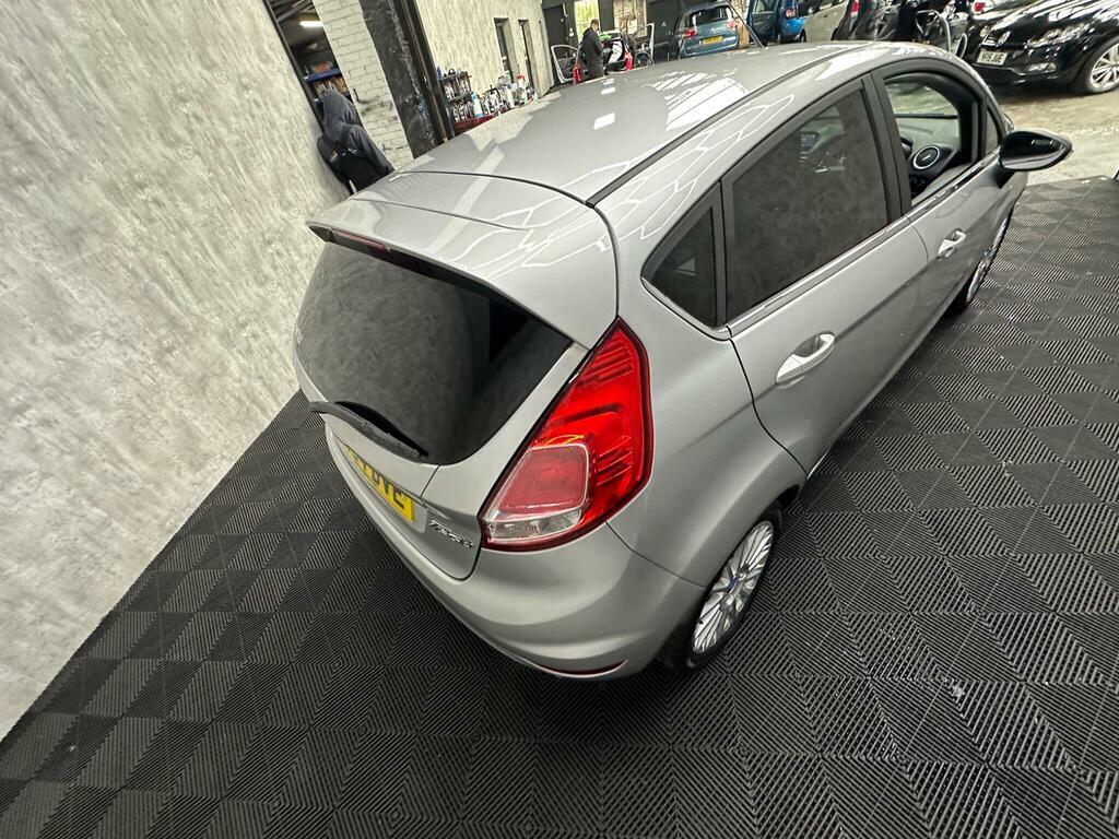 Ford Fiesta 1.6 Ecoboost St-2 Orange #10