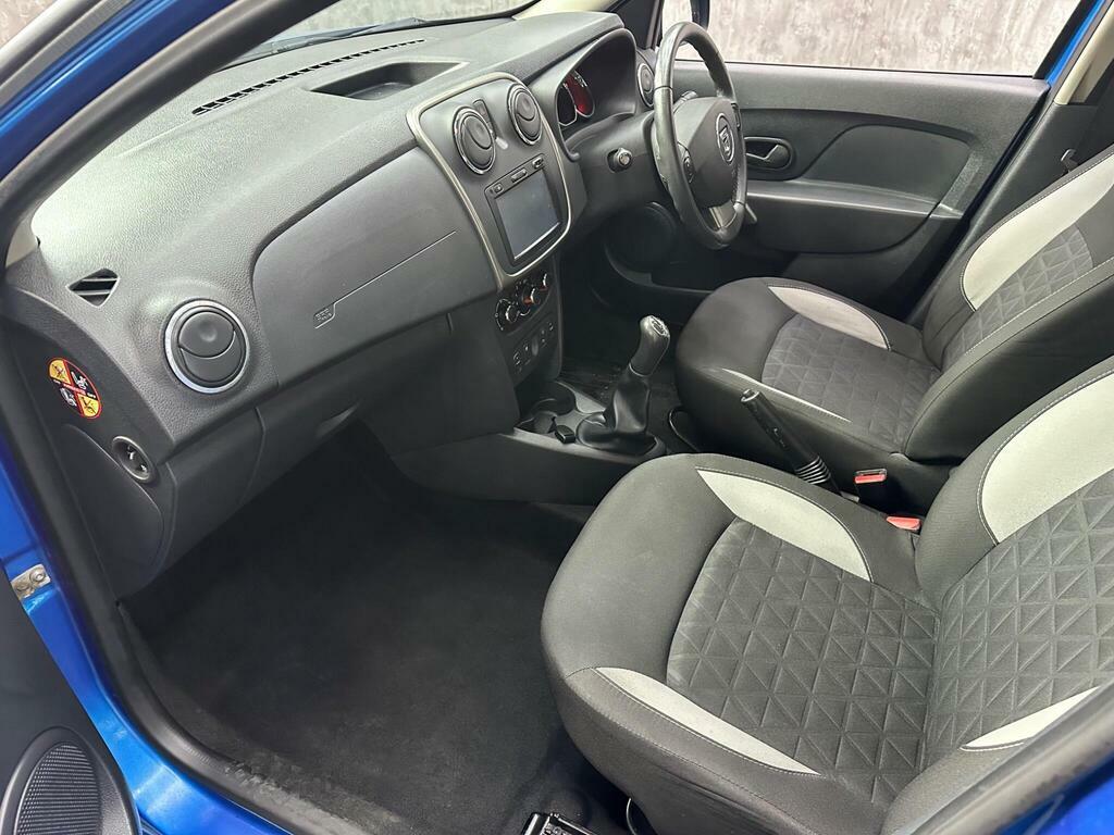 Dacia Sandero Stepway Stepway 1.5 Dci Laureate Euro 6 Ss Black #22