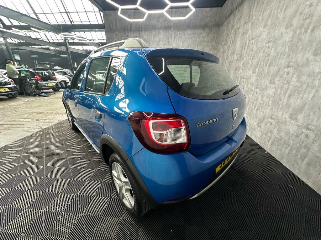 Dacia Sandero Stepway Stepway 1.5 Dci Laureate Euro 6 Ss Black #14