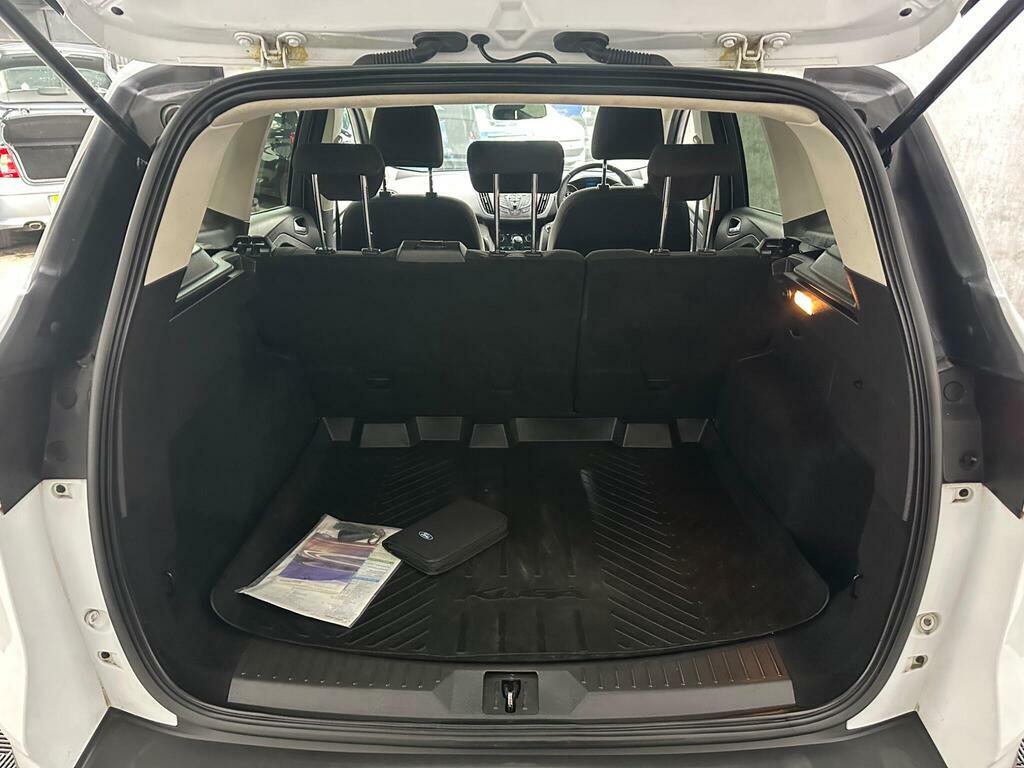 Ford Kuga 2.0 Tdci Titanium Awd Euro 6 Ss Black #26