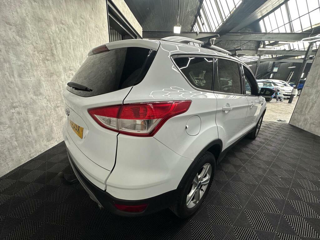 Ford Kuga 2.0 Tdci Titanium Awd Euro 6 Ss Black #9