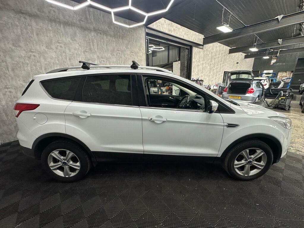 Ford Kuga 2.0 Tdci Titanium Awd Euro 6 Ss Black #7