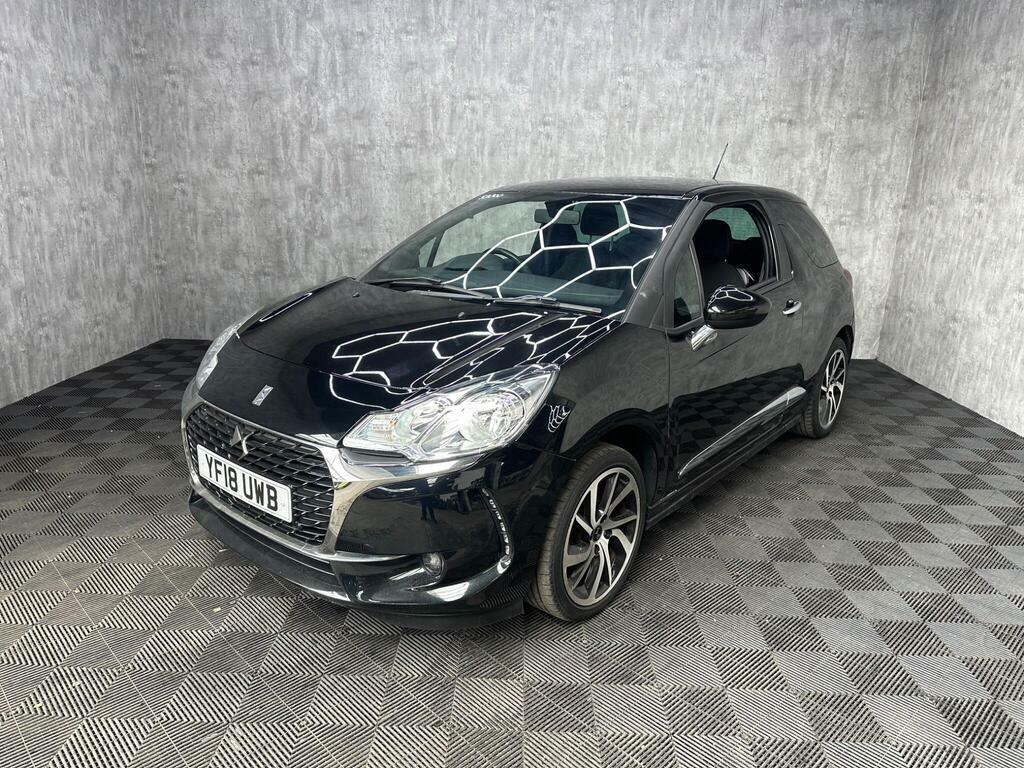 DS DS 3 1.2 Puretech Connected Chic Euro 6 Black