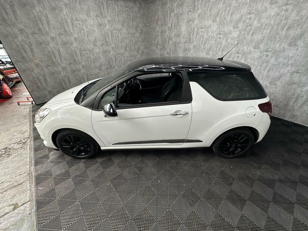 DS DS 3 3 1.6 Bluehdi Prestige Hatchback Manua Black #16