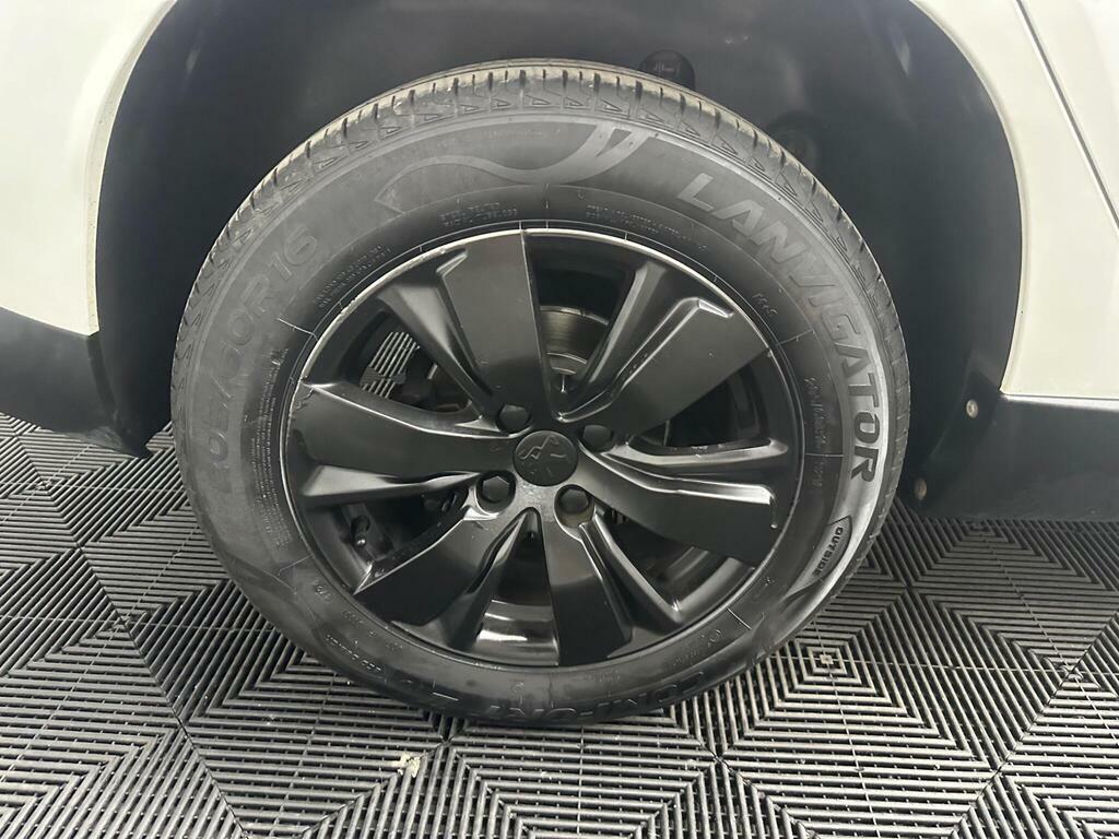 Peugeot 2008 2008 Allure E-hdi White #19