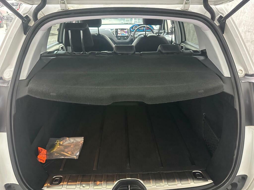 Peugeot 2008 2008 Allure E-hdi White #26