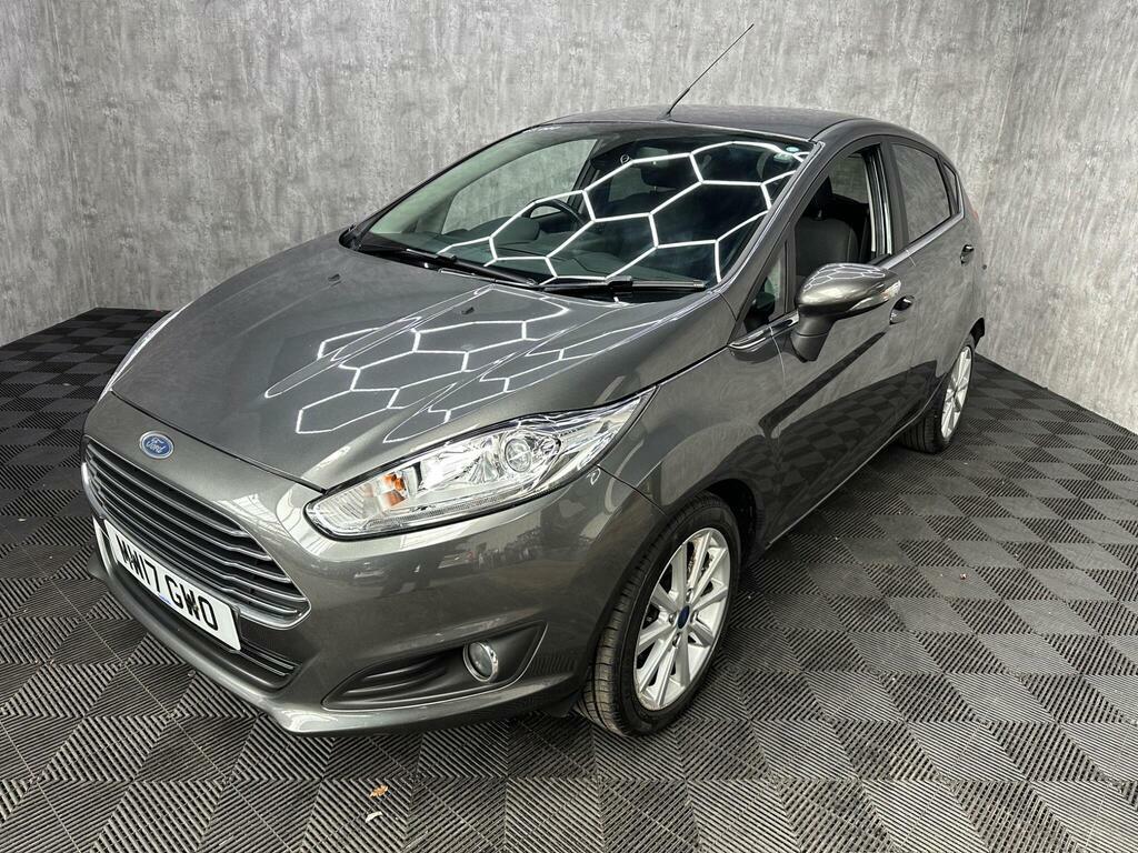 Ford Fiesta 1.0T Ecoboost Titanium Euro 6 S S Grey