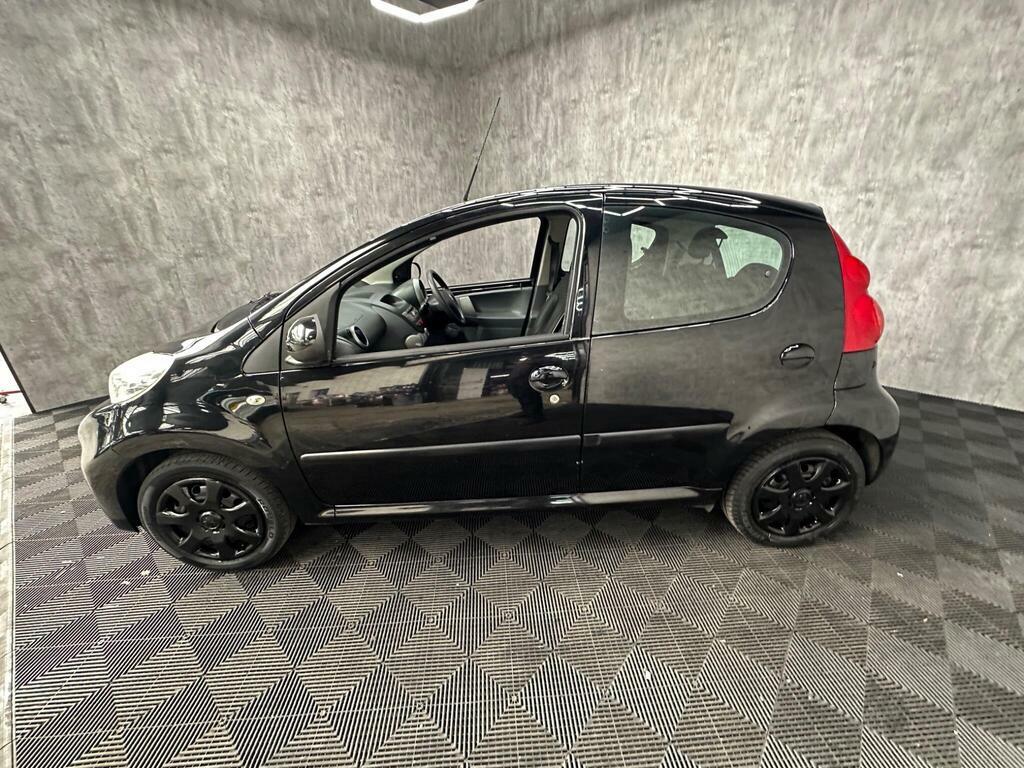 Peugeot 107 Hatchback Blue #15