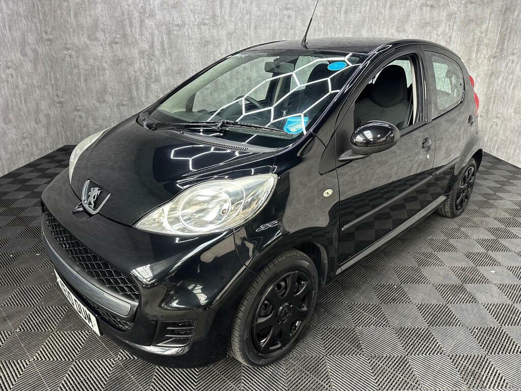 Peugeot 107 1.0 12V Urban Euro 4 Black