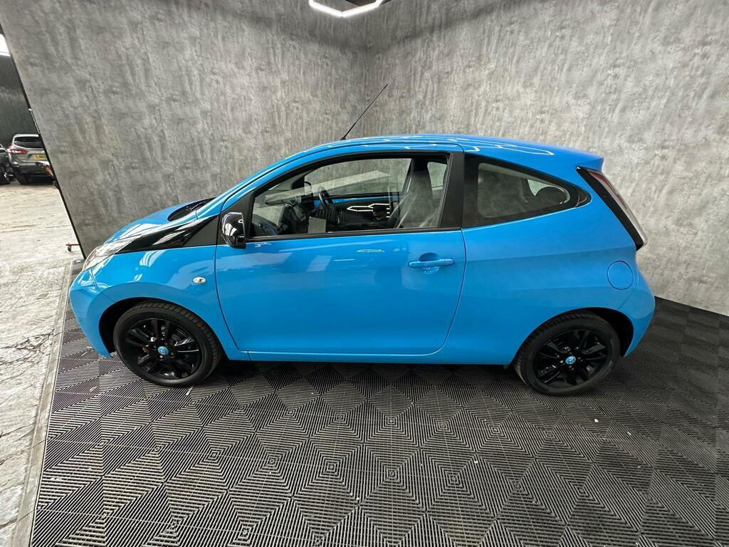 Toyota Aygo 1.0 Vvt-i X-pression White #15