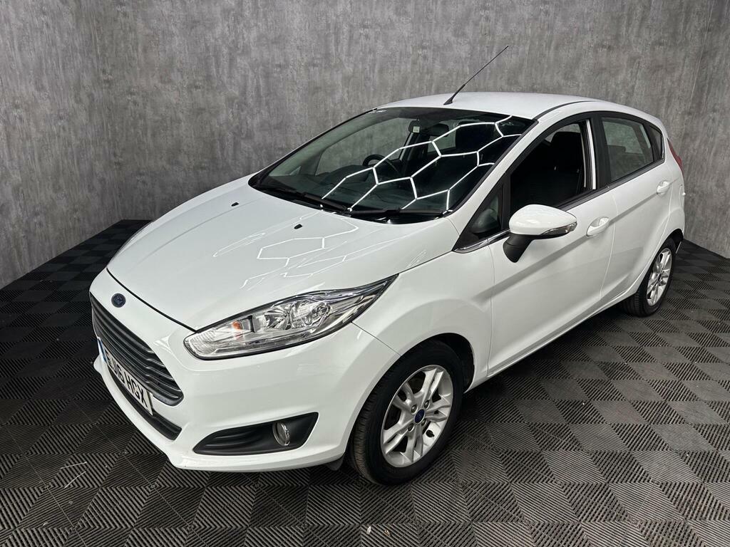 Ford Fiesta 1.0T Ecoboost Zetec Euro 6 S S White