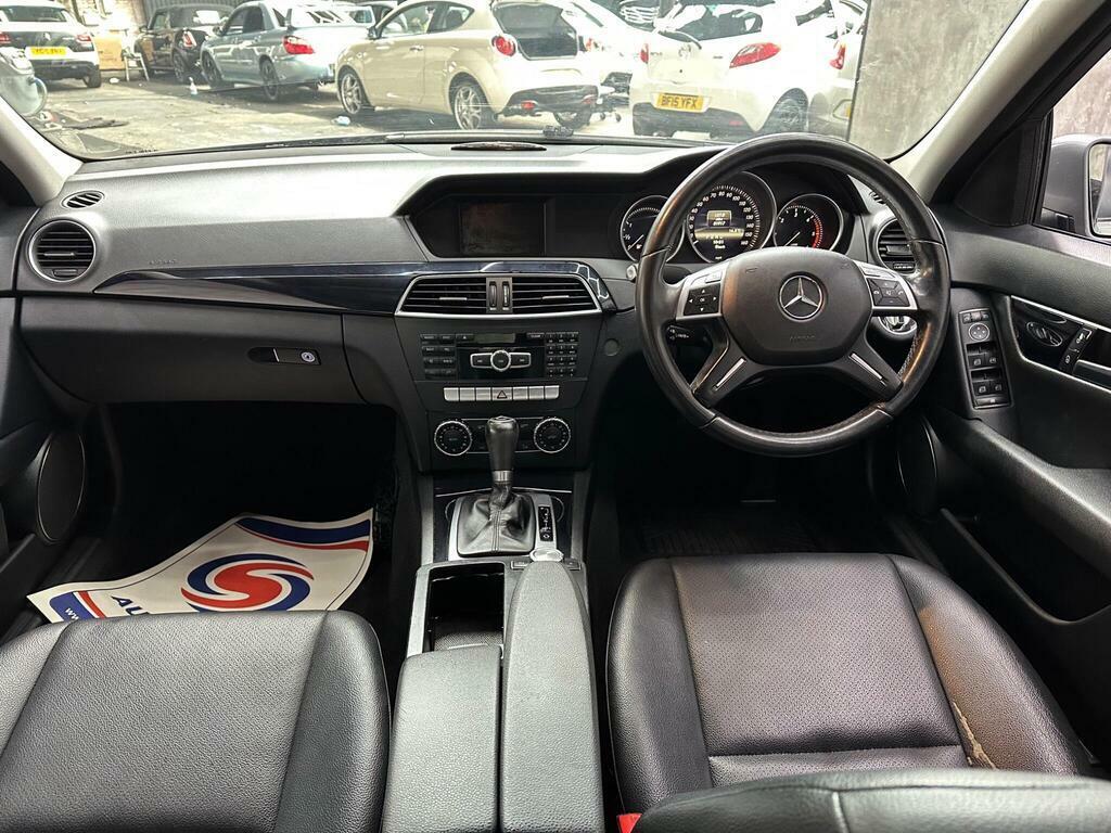 Mercedes-Benz C Class C220, 2.1 Turbo 168 Bhp, Blue Efficiency, Black #23