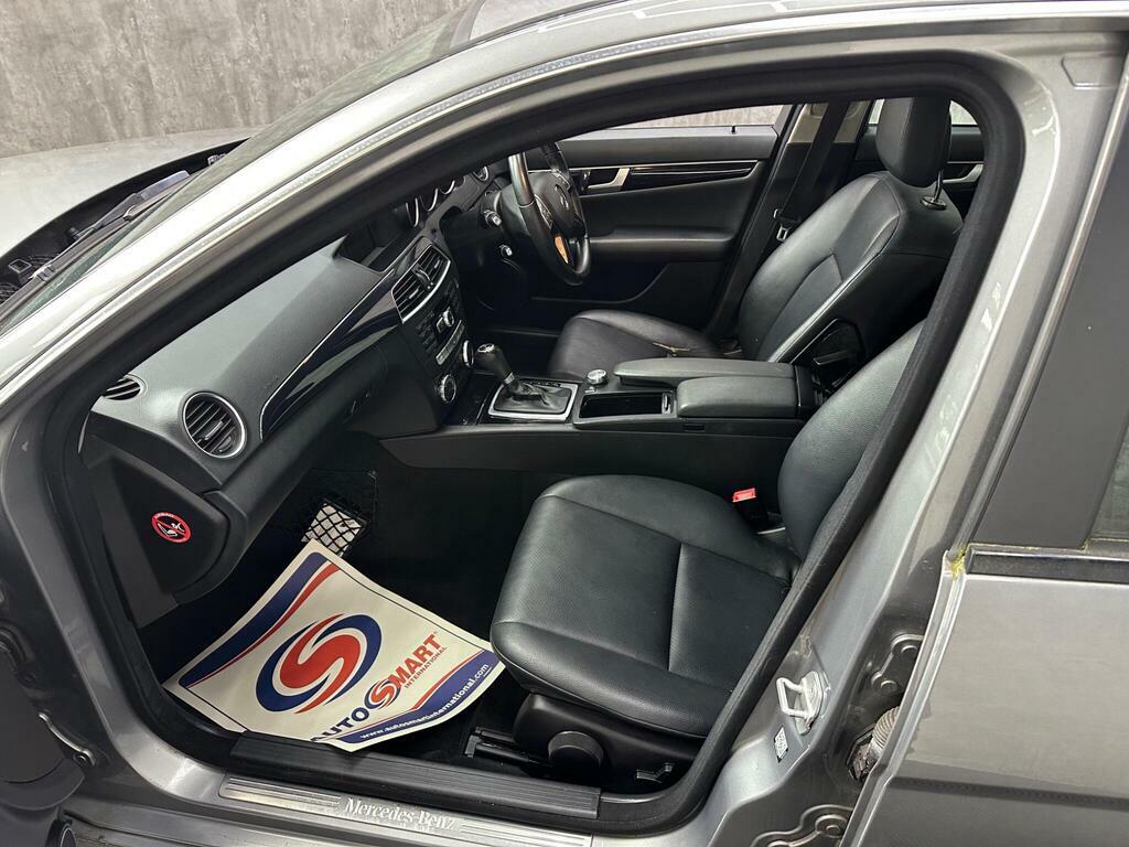 Mercedes-Benz C Class C220, 2.1 Turbo 168 Bhp, Blue Efficiency, Black #22