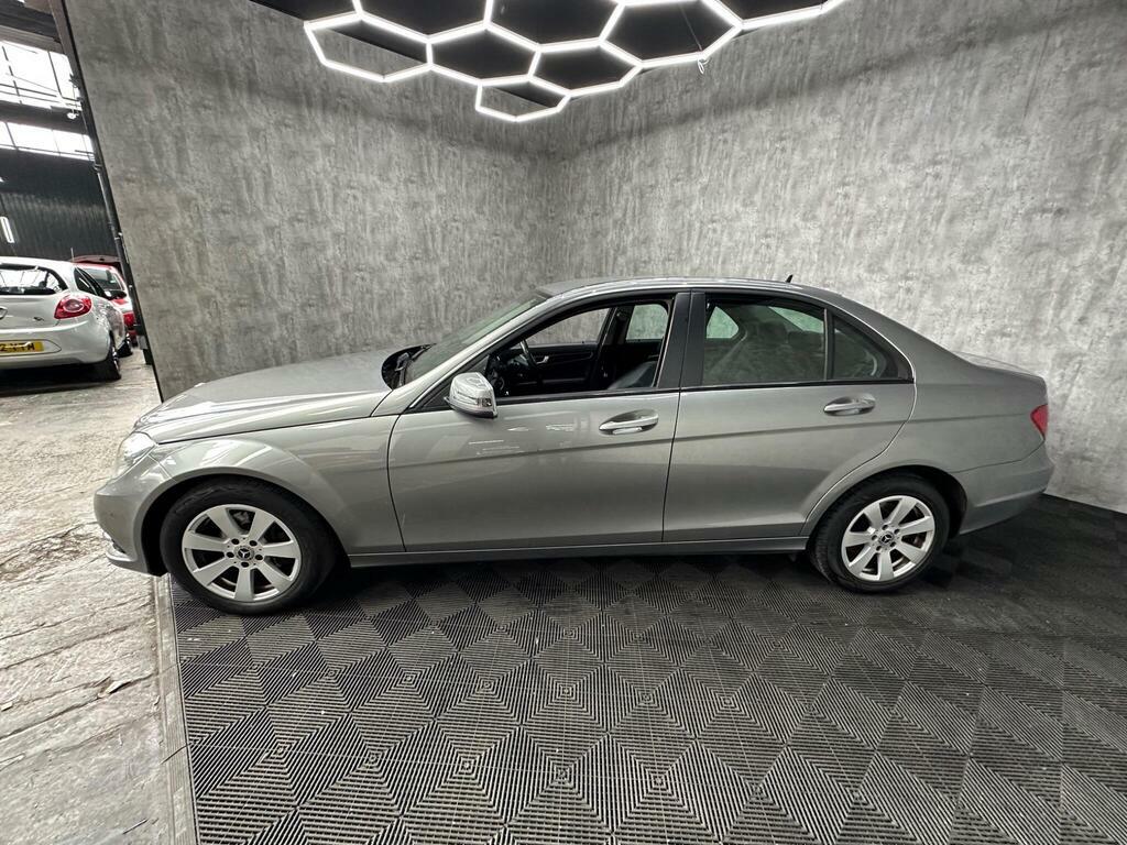Mercedes-Benz C Class C220, 2.1 Turbo 168 Bhp, Blue Efficiency, Black #15