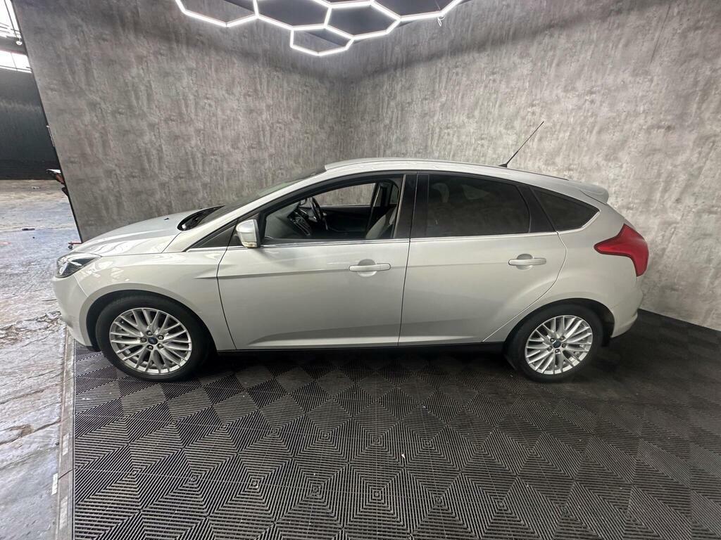Ford Focus 1.0T Ecoboost Zetec Hatchback Eu Blue #15