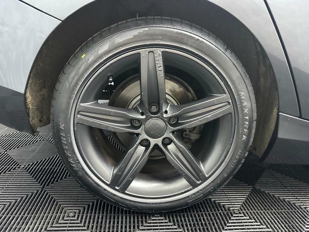 BMW 1 Series 2.0L 123D M Sport 202 Bhp Black #19