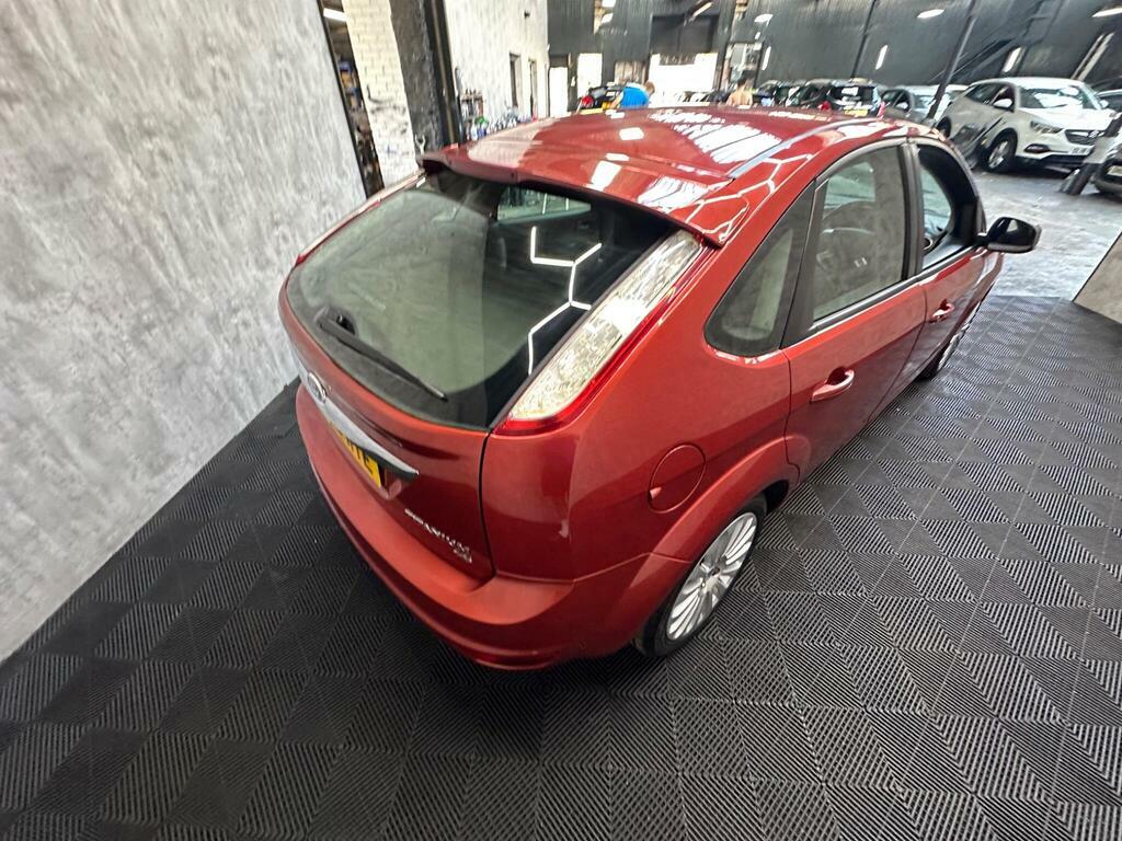 Ford Focus 1.6 Zetec Black #10