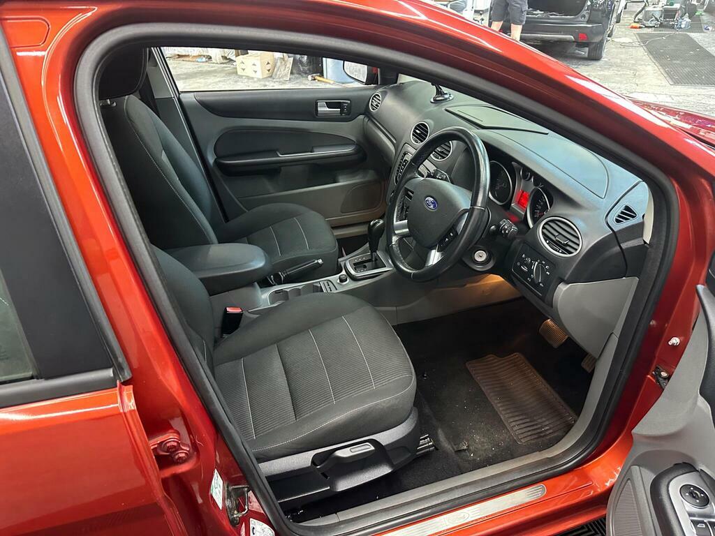 Ford Focus 1.6 Zetec Black #21
