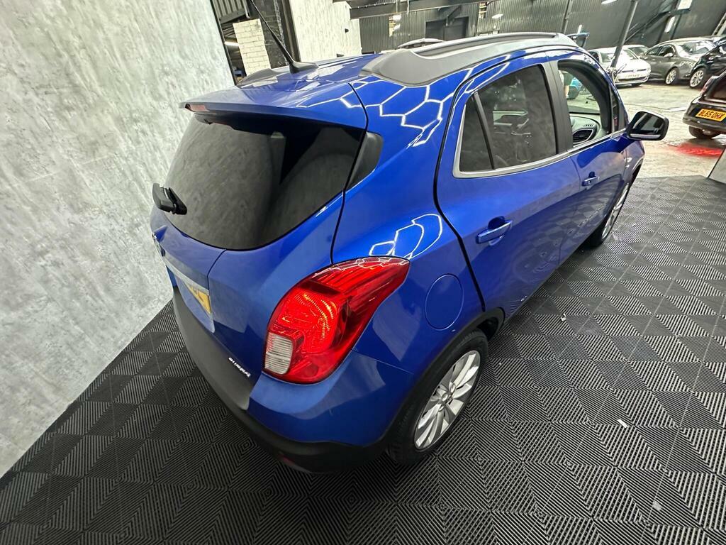 Vauxhall Mokka Exclusiv White #10