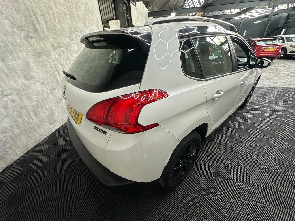 Peugeot 2008 Suv Black #9