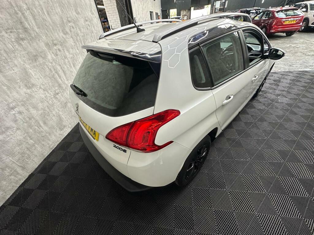 Peugeot 2008 Suv Black #10
