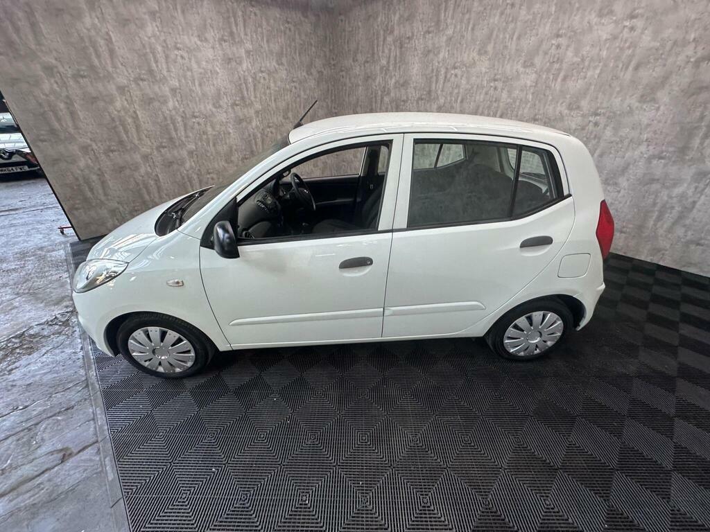 Hyundai I10 1.2 Comfort Red #16