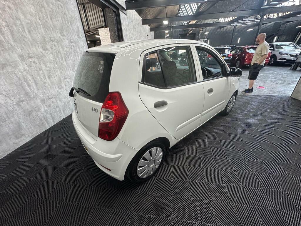 Hyundai I10 1.2 Comfort Red #9