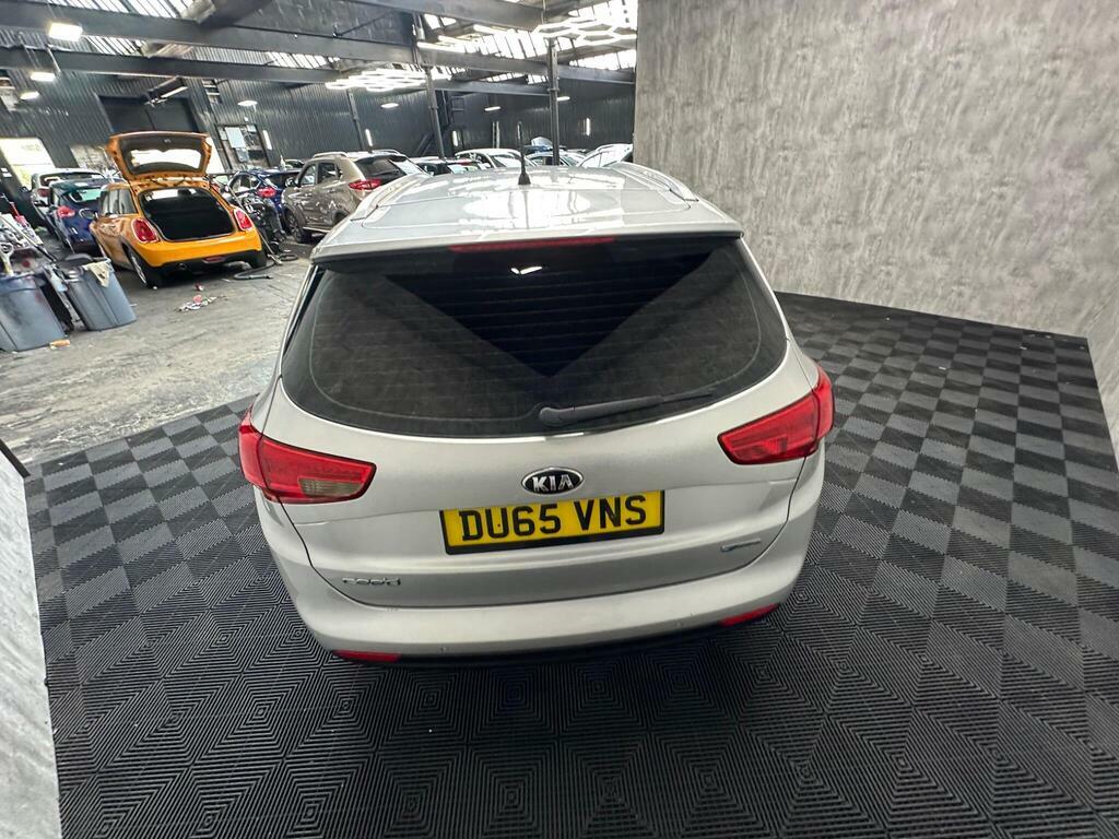 Kia Ceed 1.6000000000000001L 134 Bhp Silver #12