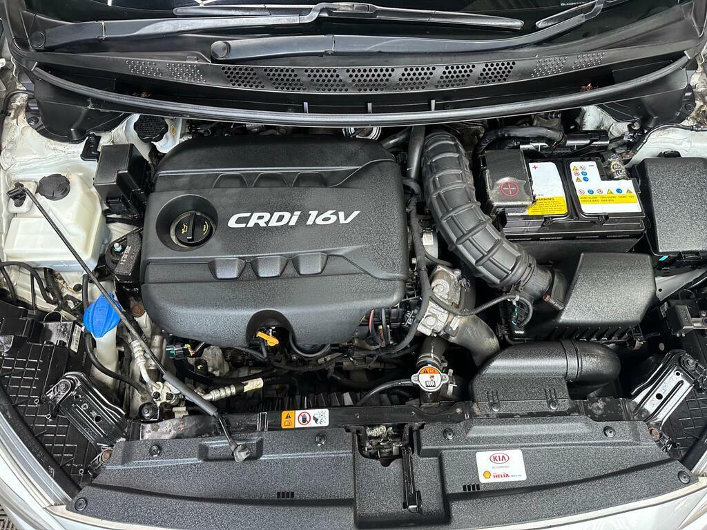 Kia Ceed 1.6000000000000001L 134 Bhp Silver #27