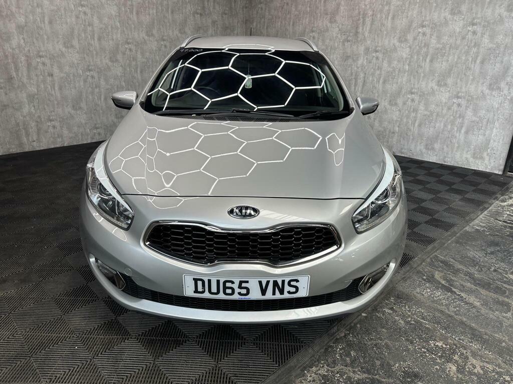 Kia Ceed 1.6 Crdi Ecodynamics 2 Sportswagon Euro 5 S S Silver #3