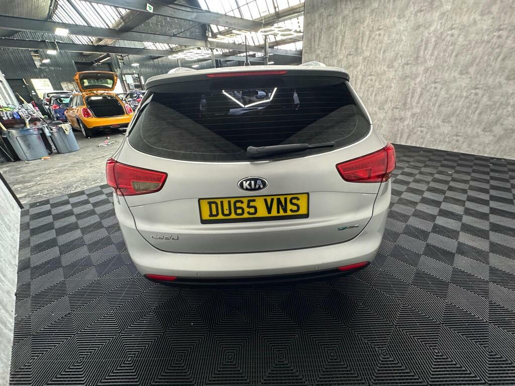 Kia Ceed 1.6000000000000001L 134 Bhp Silver #11