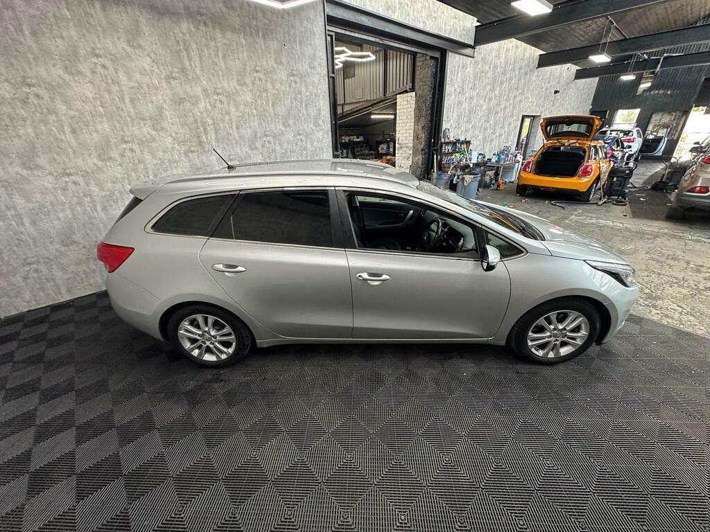 Kia Ceed 1.6000000000000001L 134 Bhp Silver #8