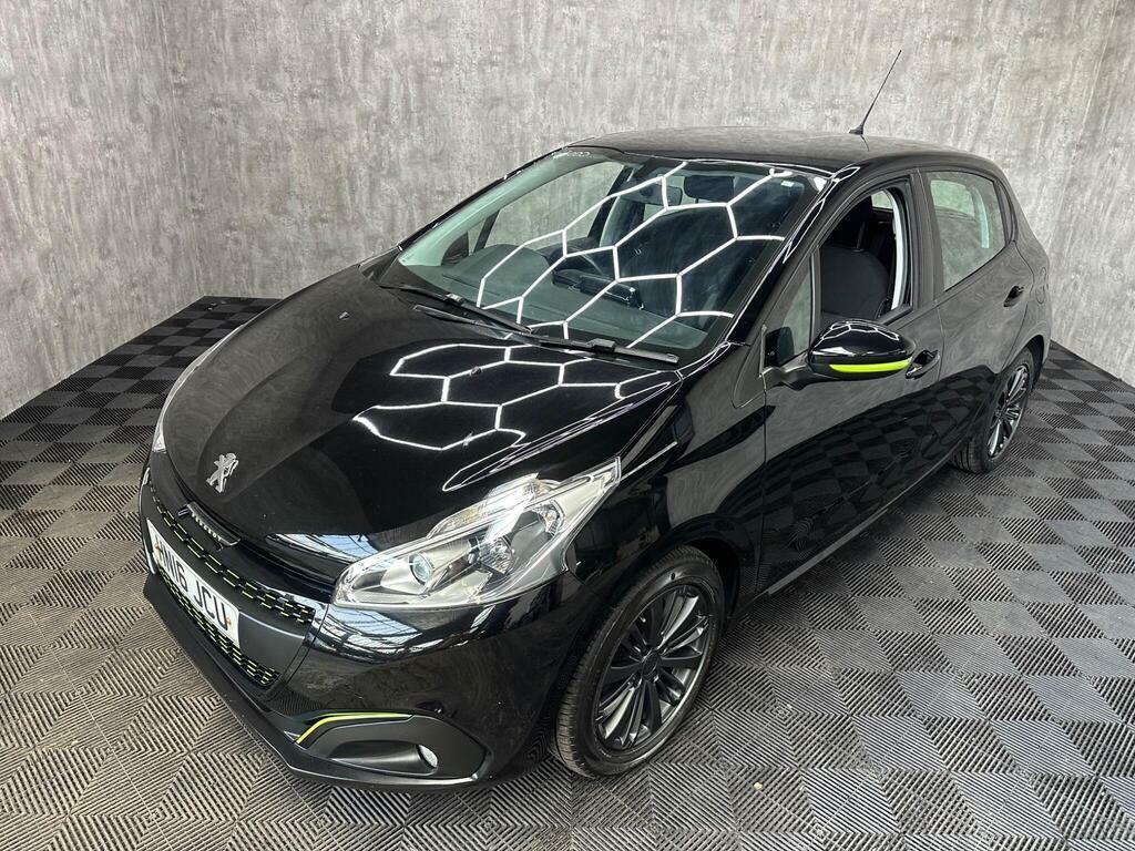 Peugeot 208 1.2 Puretech Xs Lime Euro 6 Black #2