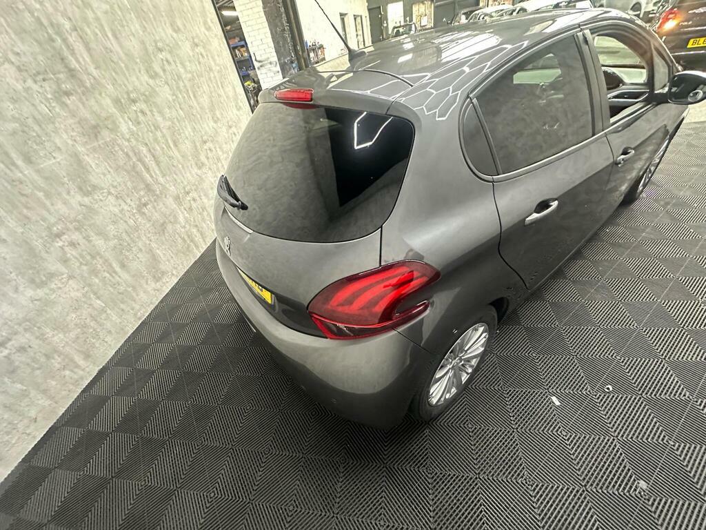 Peugeot 208 1.2 Puretech Tech Edition Euro 6 Ss Grey #10