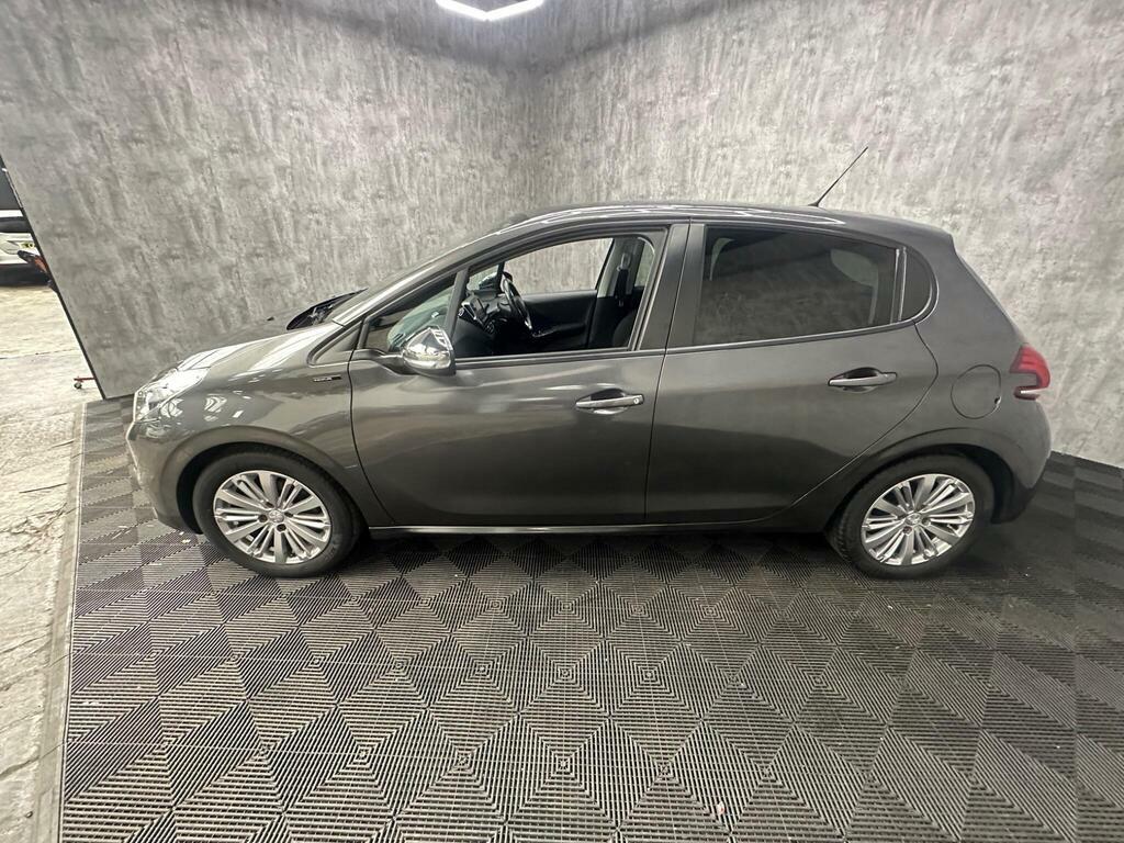 Peugeot 208 1.2 Puretech Tech Edition Euro 6 Ss Grey #15