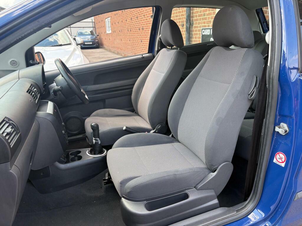 Volkswagen Fox Hatchback Grey #19