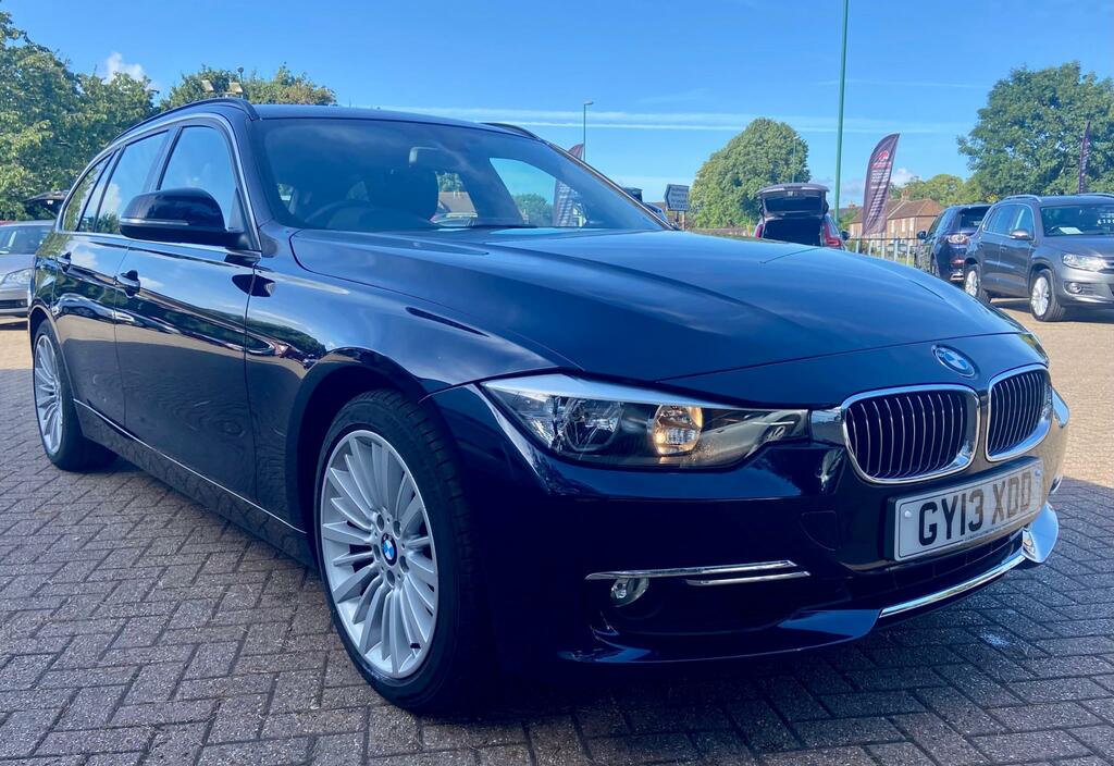 BMW 3 Series 320I Luxury Blue