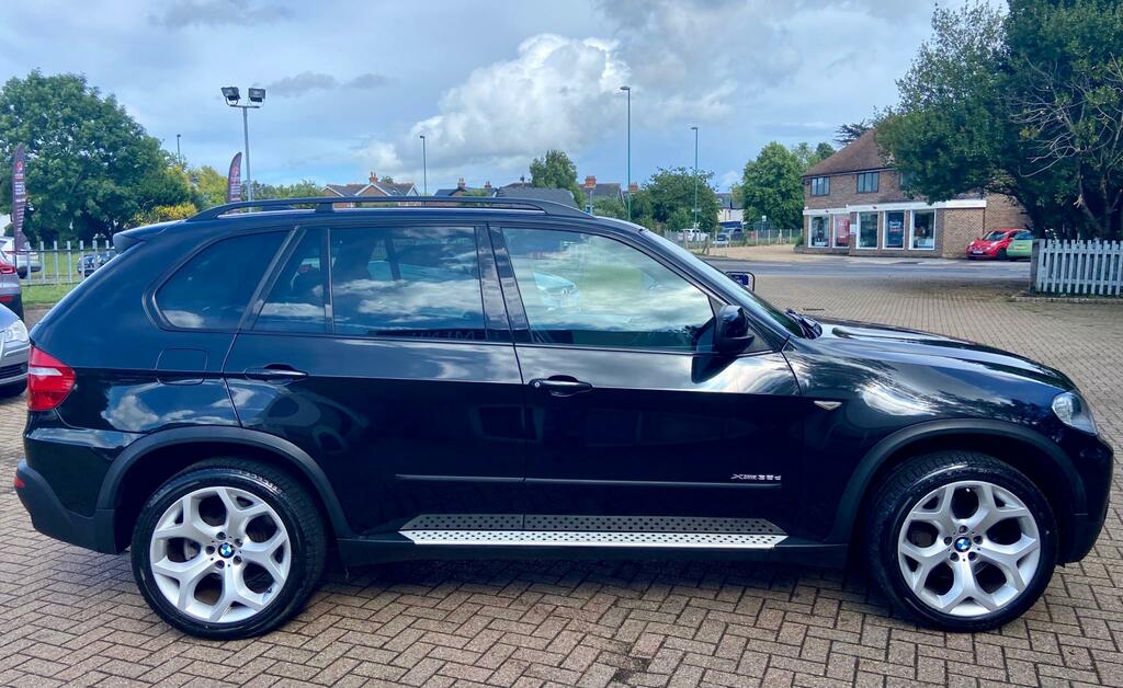 BMW X5 Estate Black #7
