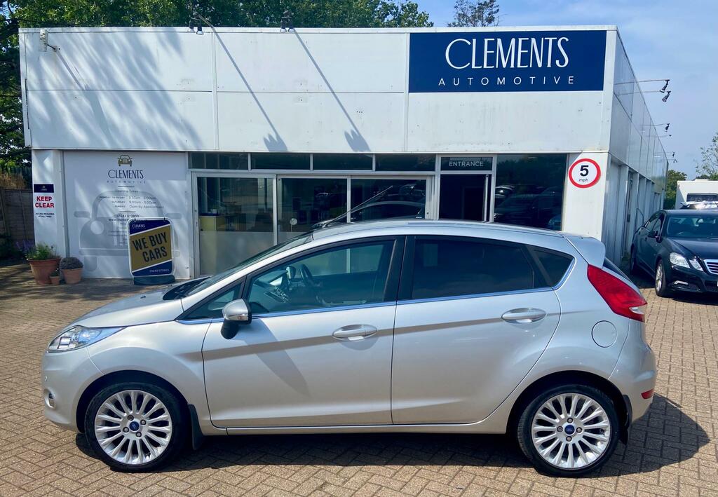 Ford Fiesta 1.4 Titanium Hatchback 154 G Silver #2