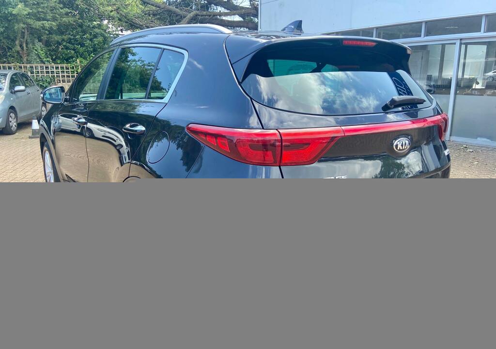 Kia Sportage 1.6 Gdi 2 Suv Euro 6 S S 130 Black #4
